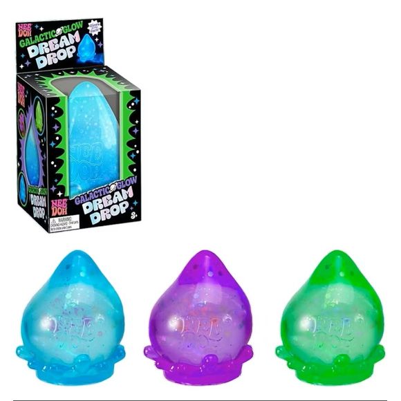 Has a dreamy squeeze sensation and sparkle filling to add to the magic. The dynamic splash display stand helps keep the calm nearby and is fun to peel off. Comes in various colors - green, blue, purple; 3.25″ tall. One randomly selected color.