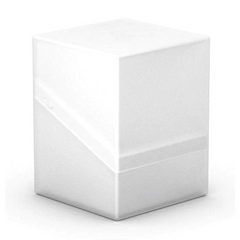 Holds up to 100 double-sleeved cards or 120+ single-sleeved cards