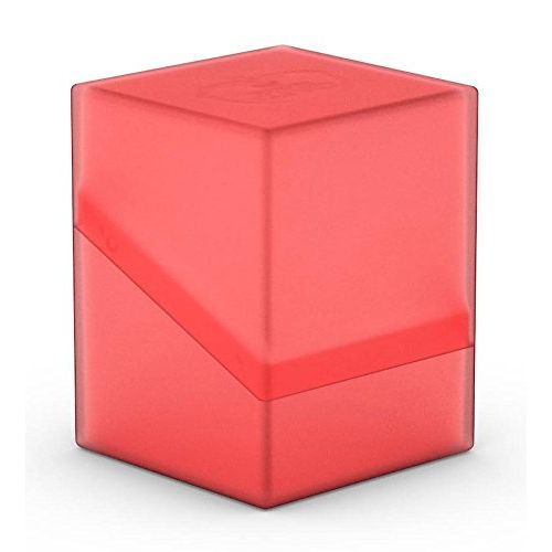 Holds up to 100 double-sleeved cards or 120+ single-sleeved cards