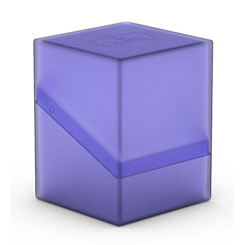 Holds up to 100 double-sleeved cards or 120+ single-sleeved cards