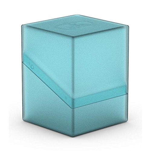 Holds up to 100 double-sleeved cards or 120+ single-sleeved cards