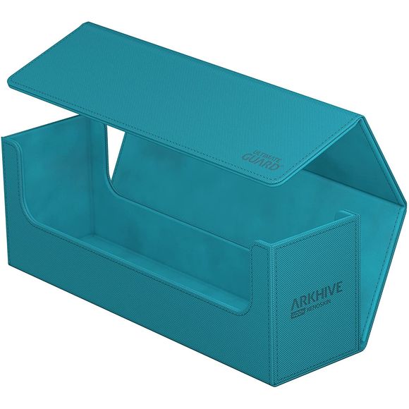 The archives flip case 400+ is the ultimate box for storing and carrying large numbers of cards and/or multiple cases in many different ways! it's modular design is perfectly sized to hold an almost endless variety of Ultimate Guard products. When fully opened, the 3-fold lid leaves the box open to both sides for extra easy access.