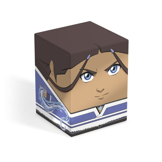 Who's ready to master all four elements - in Squaroes form? Squarores are collectible boxes and accessories for displaying your favorite fandom! These deckboxes are fully printed Boulders, holding 100+ Double Sleeved or 120 Single sleeved cards.