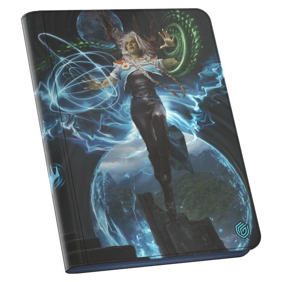 Made from high-quality printed, resistant Xenoskin material and equipped with a zipper to completely close the trading card binder, the Zipfolio 360 Xenoskin album has a total of 360 compartments (20 pages with 18 compartments each) with a practical side-loading design. The Zipfolio 360 Xenoskin albums feature officially licensed artworks from Magic: The Gathering’s upcoming set “Reality Fracture”.