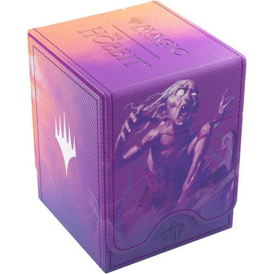 The Squire 80+ XL is a premium deck box featuring officially licensed artwork from the game, showcased on a full-color printed Refractifyber surface with high visual impact.
The Squire 80+ XL holds 80 double-sleeved cards, even with extra Thick Inner Sleeves. The Convertible line is designed to present cards in unique ways. Remove the lid, attach it to the bottom, or start tilting your box in a wide variety of ways. Powerful magnets keep it safely closed.
Five Squire 80+ XLs fit into the Treasure Trove, cr