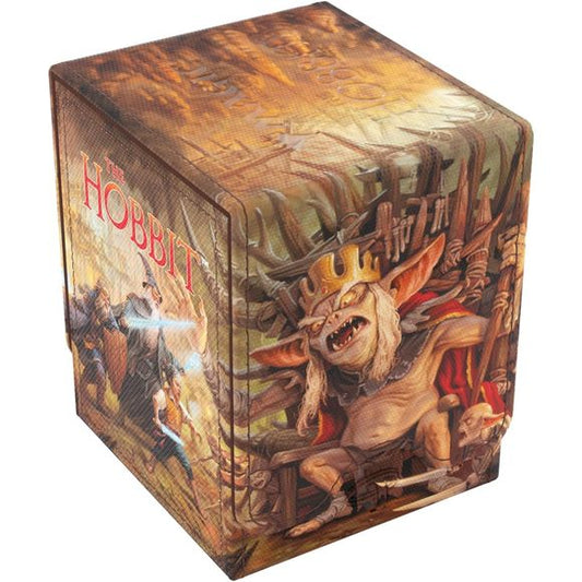 The Squire PLUS 100+ XL is a premium deck box featuring officially licensed artwork from the game, showcased on a full-color printed Armorfyber surface with high visual impact. It offers a clear innovation: display your Top Card or Commander without opening the box. The included Slide Card Case keeps your card UV-protected, easily visible for deck recognition, and can be detached for use during gameplay - keeping your card protected at all times. The box holds 100 double-sleeved cards, even with extra thick