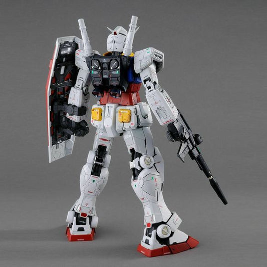 Bandai Spirits Mobile Suit Gundam RX-78-2 PG Perfect Grade Unleashed 2.0 1/60 Scale Model Kit