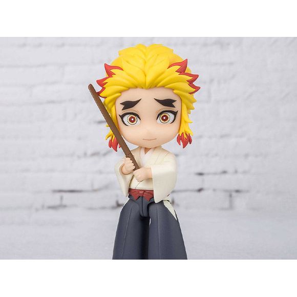Bandai Demon Slayer: Kimetsu no Yaiba Figuarts mini Senjuro Rengoku | Galactic Toys & Collectibles