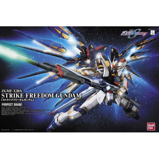 The newest Perfect Grade kit is none other than the Strike Freedom Gundam! The Strike Freedom, with its expandable Super Dragoons, is the largest PG kit ever released. Completely new molds were used in the production of this kit and Bandai has outdone themselves when it comes to engineering something made of so many small (and not so small) parts, particularly in the joints and armor where the gold frame parts are viewable. Bandai has designed new, sturdier joints to hold this hefty kit once it is completed
