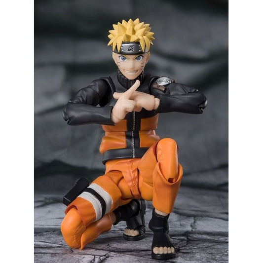Uzumaki Naruto from "Naruto Shippuden" gets a new S.H.Figuarts action figure from Bandai! With completely new modeling, this figure boasts the latest movable mechanism for extra-dynamic poses! Four interchangeable facial expressions are included, as is a rasengan effect part.