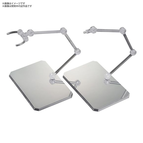 Bandai's extremely useful Action Base 6 (Clear Color), which is perfect for displaying small plastic models, is now available as a set with mirror stickers that expand the range of your display options! Use the mirror stickers to enjoy different angles of display. A protective film is attached to the mirror sticker, so you won't have to worry about fingerprints while you're putting the sticker in place, and an auxiliary sticker for peeling off the protective film is included as well