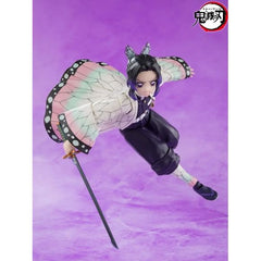 Bandai Demon Slayer: Kimetsu no Yaiba S.H.Figuarts Figura de acción de Shinobu Kocho