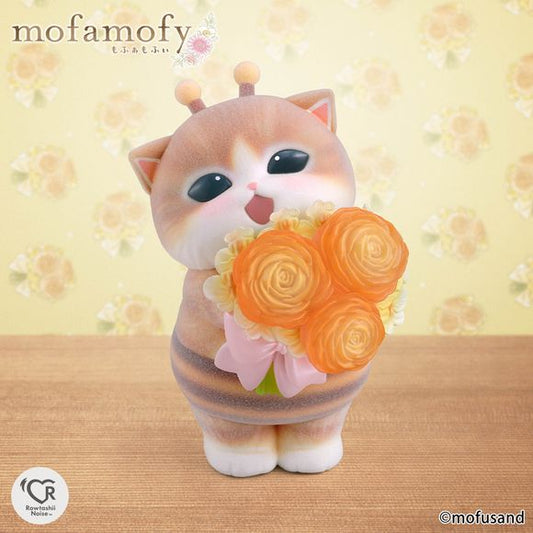 Mofusand's "Hachinyan" is now available from the figure brand "mofamofy", which features fluffy flockies and transparent and colorful bouquets! It is characterized by a fluffy texture, a transparent and colorful bouquet, lovely moist eyes, and a chubby form.