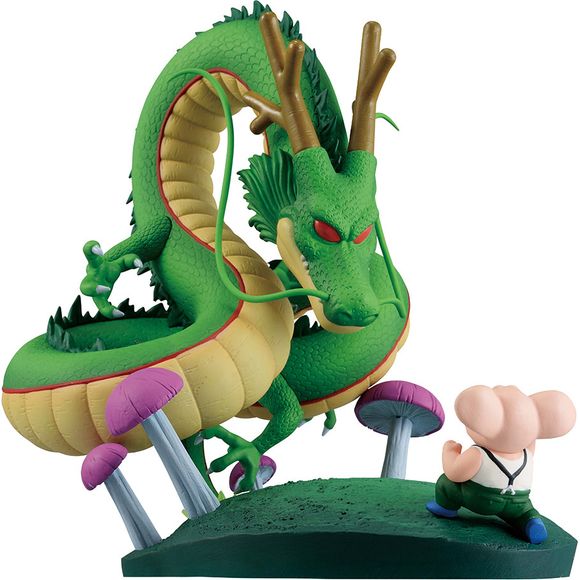 Oolong and Shenron unite in this Dragon History II Revible Moment ICHIBANSHO Figure Set. Witness the whimsical charm of Oolong alongside the mighty presence of Shenron, capturing a unique moment from the “Dragon Ball” saga. Perfect for those who appreciate the playful yet powerful dynamics of the series.