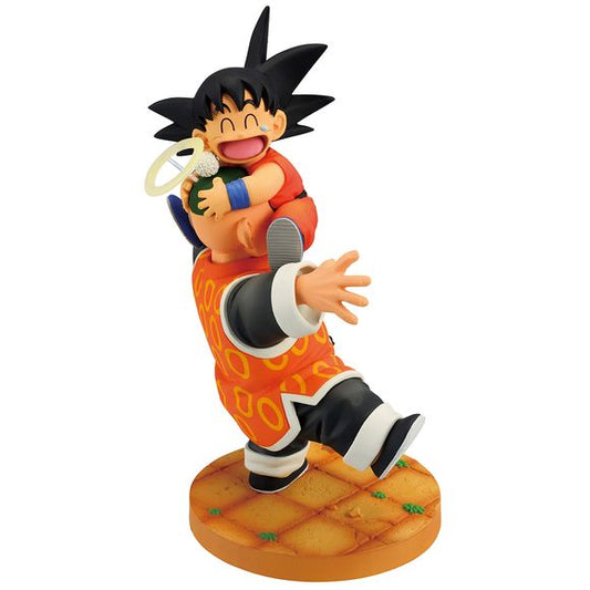 Bandai Dragon Ball Ichibansho Son Goku & Grandpa Son Gohan (Dragon History II) Revible Moment Figure