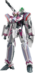 The VF-31C Siegfried piloted by Mirage Farina Jenius in "Macross Delta" gets a "High Grade (HG)" model-kit release from Bandai, combining high quality and ease of assembly with three-stage interchangeable transformation and insert molding!
This kit uses three-stage interchangeable transformation (shortcut change) to simplify the transformation sequence by using some interchangeable parts. This realizes the ease of assembly, wide range of motion, and refined form of each mode that are unique to the HG serie
