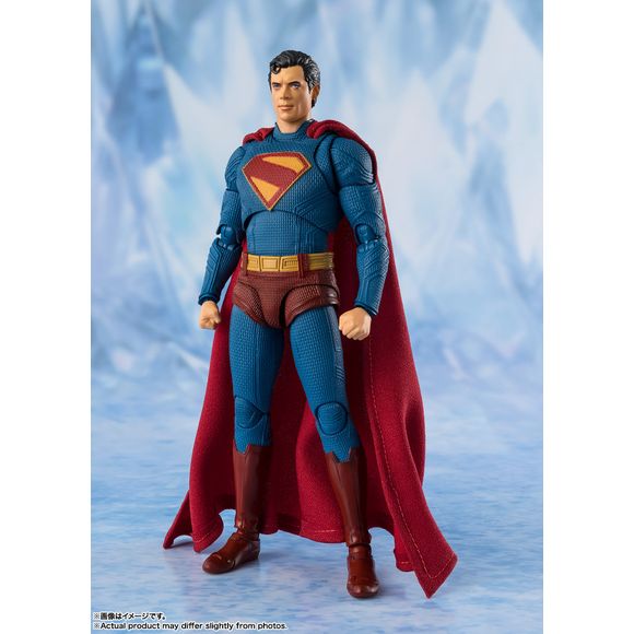 PRE-ORDER: Expected to ship in March of 2026
Superman, the ultimate hero in American comic book history, is now joining Bandai's "S.H.Figuarts" action-figure lineup! This all-new figure of the Man of Steel is based on his appearance in the latest "Superman" movie; the cape is made of wired cloth for dramatic poses!
Measures approximately 6.5 inches tall