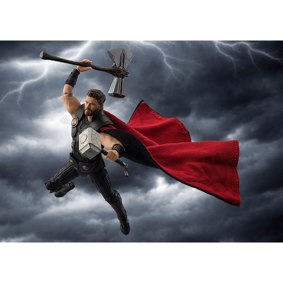 PRE-ORDER: Expected to ship in January of 2027.
Thor from the upcoming Avengers film is now available in S.H.Figuarts! From the movie "The Avengers: Doomsday," Thor, son of the king of Asgard, is brought to life in his latest costume. Mjolnir with painted cracks is included. When combined with Stormbreaker, various scenes can be recreated. Don't miss out on adding this figure to your Marvel collection! 6.3 inches (16cm) tall.