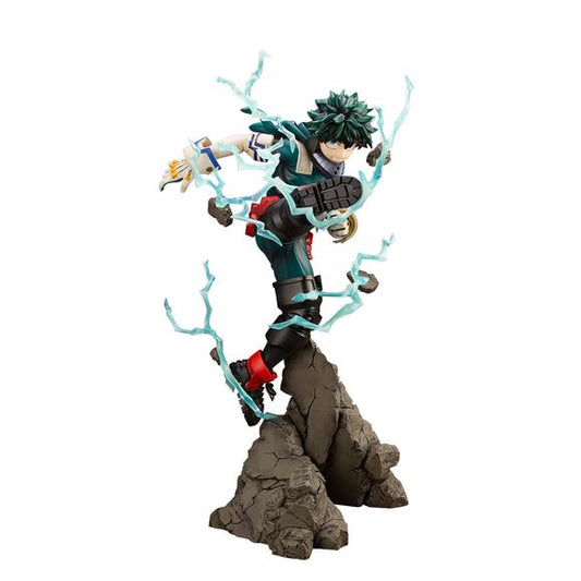 Izuku Midoriya in his latest hero costume gets an ArtFX J release from Kotobukiya with this brand new look! The pose captures Izuku just about to fire his Shoot Style move in mid-motion. Additional effects parts of his One For All Quirk are included to create an even more vivid and lively finish to this figure. Be sure to add him to your collection! 11.42 inches (29cm) tall.