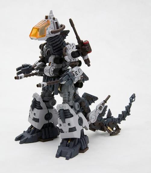 This updated model of the Helic Republic’s main Zoid Godos features the color scheme used during the war on the Western Continent and a universal cockpit. This kit also includes parts to recreate the original standard version of the Zoid, known as “Normal Type.” In addition to the default clear orange, the kit includes colorless clear parts for the canopy and chest sensor, which can be customized with model paint.