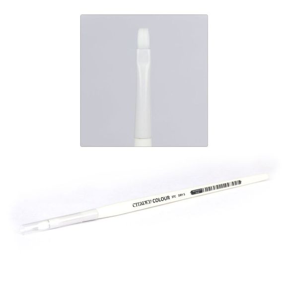 Synthetic brush fibers to prevent curling. Perfect for all of your dry brushing needs. Finetuned for small details.