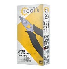 – Ultra thin blades (about three times smaller than the previous model) allow you to get into tight spaces with ease, increasing visibility and control
– Blades meet perfectly flush on the back, reducing the amount of additional cleanup needed and reducing the risk of pieces pinging away when used properly
– Bump-stopping design makes it impossible to mash the blades together with too much pressure, which means they’ll stay sharp for longer
– Rubberised contoured handles, including flares near the blades fo