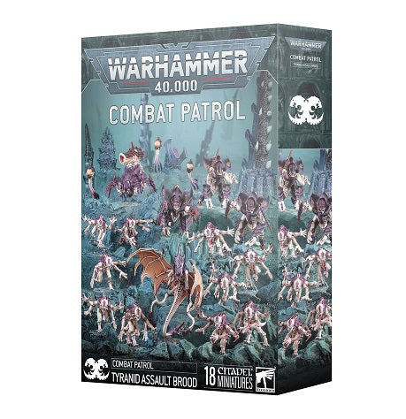 Release Date of 8/9/2025
This set builds 18 plastic Tyranid miniatures:
– 1x Parasite of Mortrex
– 3x Tyrant Guard (which can alternatively be built as Hive Guard)
– 1x Biovore (which can alternatively be built as a Pyrovore)
– 3x Spore Mines
– 10x Genestealers
This kit comprises 260 plastic components, 1x Citadel 80mm Round Base, 1x Citadel 40mm Round Base, 3x Citadel 25mm Round Base, 3x Citadel 50mm Round Bases, and 10x Citadel 32mm Round Bases.
These miniatures require assembly and are supplied unpainted