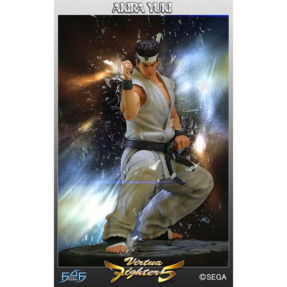 This statue has no edition number, and was a replacement and is in NEW and UNOPENED condition. First 4 Figures is proud to present Akira Yuki, the mascot character of Sega's long running Virtua Fighter series. Akira is standing at 1/6 scale, measuring 11" in height when crouched. Cast in high quality polystone and painted by hand, he is stood in his signature pose from Virtua Fighter 5.