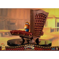 Estatua de resina First 4 Figures Conker's Bad Fur Day Conker Exclusive Edition de 45 cm