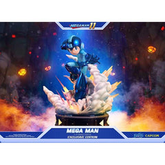First 4 Figures is proud to introduce their latest ¼ scale resin collectible, Mega Man! This is the first statue to release in the all-new Mega Man 11 lineup.
The highly detailed Mega Man statue is seen striking a dynamic pose resembling the Mega Man 11 game cover. The base is covered with clouds of smoke caused by the explosions, and his armor and the rest of the base also have details of battle damage to show for it. Furthermore, the design around the base takes inspiration from the conveyor belt obstacl