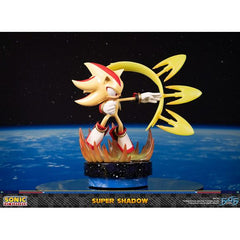 First 4 Figures SEGA Sonic the Hedgehog – Super Shadow (Standard Edition) Statue