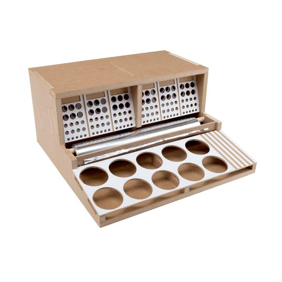 This product is a brush, tools and color-mixing-palette for modeling storage module product. You can store a wide variety of brush and tools for hobby modeling. It can hold color-mixing plates to arrange them like a palette. On the right is a used brush holder to set brushes down between painting. The back of color-mixing palette can be used to hang a roll of aluminum foil or wrap. The roll can be rolled out to cover paint plates.
Made of high-density MDF, more durable than general MDF.   All MDF materia