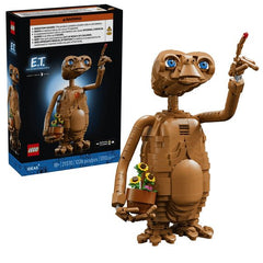 “I’ll… be… right… here.” Create a nostalgic piece of alien decor for your home with the LEGO® Ideas E.T. the Extra-Terrestrial (21370) building set for adults. This posable E.T. figure captures the wrinkles and expressions of one of the most adorable aliens in sci-fi movie history. Treat yourself or another fan with this fun gift idea for movie and E.T. merchandise collectors. Angle his head up, down and rotate it 360 degrees. Point his forefinger to symbolize E.T.’s desire to “phone home.” Press the switch