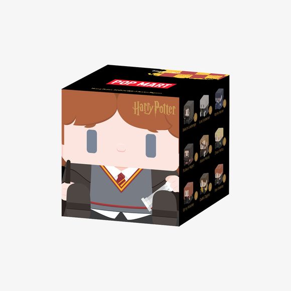 Dive into the wizarding world with Pop Mart’s Harry Potter POP CUBE-2 Series—an enchanting blind box collection blending minimalist design with nostalgic charm. Each cube-shaped figure captures a beloved character or iconic element from the Harry Potter universe, skillfully reinterpreted in playful, compact form. Standing at just under 2 inches tall, these figures are ideal for desk displays, bookshelves, or adding to themed curio collections.
Random Design: Blind boxes are fully random and we cannot accep