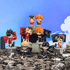 POP MART x GONG Haikyu!! "The Dumpster Battle" Series figure blind box – chibi anime figure, random pull. Relive one of anime's most intense volleyball rivalries with this Haikyu!! Dumpster Battle Series blind box, inspired by the legendary Karasuno vs. Nekoma showdown. The lineup features Shoyo Hinata, Tobio Kageyama, Kenma Kozume, Tetsuro Kuroo, Kei Tsukishima, Kotaro Bokuto, and more, each paired with team banners and other series references.
Every blind box contains one randomly packed figure, plus the