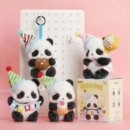 52TOYS "Panda Roll Party" Series plush pendant keychain blind box – random festive panda charm. Celebrate every day like it's a party with the 52TOYS Panda Roll Party Series plush keychain blind box! This collection features the beloved Panda Roll character dressed up for a festive celebration, complete with party hats, birthday treats, and balloons.
Each plush figure combines premium plush softness with blind box collectibility — great for bags, backpacks, purses, or keyrings. Every box contains one rando