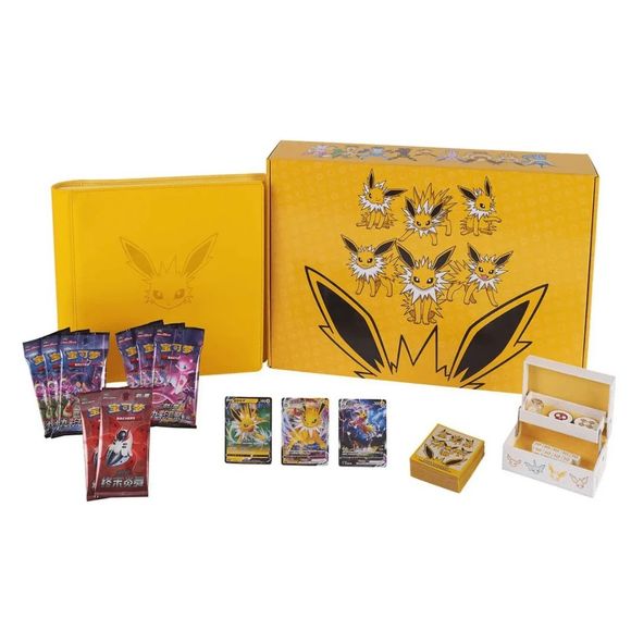 Celebrate Jolteon with this premium Pokémon TCG Chinese Eeveelution Jolteon Premium Gift Collector Box! This deluxe collector's set is packed with exclusive Jolteon-themed accessories and authentic Chinese Pokémon TCG products, making it a must-have for Eeveelution fans. Inside you'll find 3 exclusive Jolteon Special Illustration promo cards, 8 booster packs from the popular Nine Colors Gathering and Final Flame Dance expansions, plus a premium Jolteon card binder, matching sleeves, and a colorful Eeveeluti