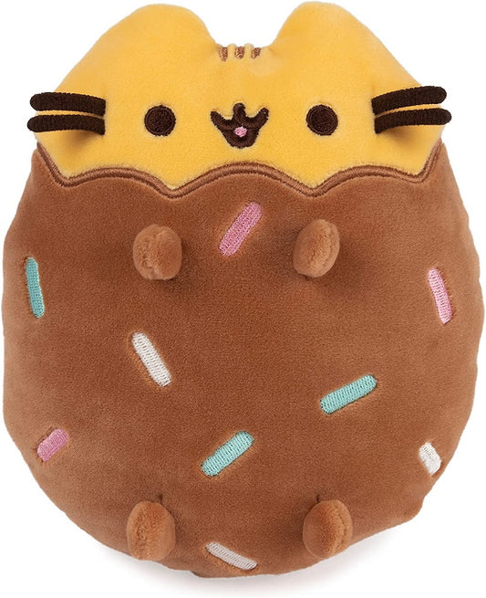 Pusheen is cute enough to eat! The latest Pusheen plush collection by GUND transforms the internet’s favorite lazy tabby cat into even more delicious treats, ranging from iconic beverages to chocolate-dipped cookies and mystery ice cream surprise plush! This adorable Squisheen features Pusheen as a 6” tall yellow and brown chocolate-dipped cookie, with colorful pastel sprinkles and Pusheen’s brown embroidered signature smile and whiskers. This Pusheen plush is made from a super-soft elastic material that ma