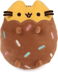 Pusheen is cute enough to eat! The latest Pusheen plush collection by GUND transforms the internet’s favorite lazy tabby cat into even more delicious treats, ranging from iconic beverages to chocolate-dipped cookies and mystery ice cream surprise plush! This adorable Squisheen features Pusheen as a 6” tall yellow and brown chocolate-dipped cookie, with colorful pastel sprinkles and Pusheen’s brown embroidered signature smile and whiskers. This Pusheen plush is made from a super-soft elastic material that ma