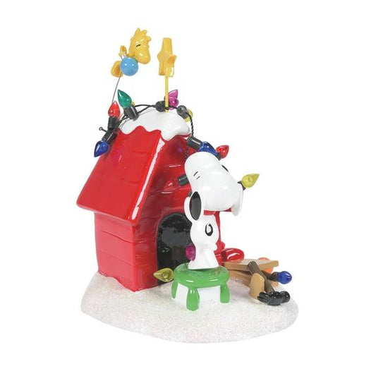 Department 56 Peanuts Snoopy's Dog House Christmas Lights with Woodstock