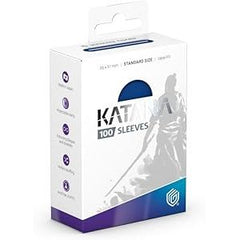Ultimate Guards beloved Katana sleeves are back in long-awaited new colors! The first wave of our new-look sleeves in Standard size includes the six color variants Radiant Plum, Mountain Haze, Blue Bird, Jade Garden, Iris Bloom, and Great Wave. Katana sleeves have established themselves as the premium TCG card sleeves on the market: precision-made in Japan, fully opaque and unrivaled in terms of shuffle-feel and durability to meet the highest standards of players and collectors!