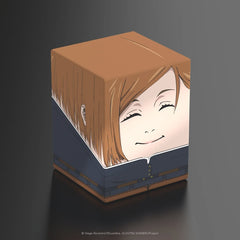 As a new spin on Ultimate Guard's fan-favorite Boulder deck box, Squaroes offer an ultra-sturdy case with a secure closure, while staying easy and convenient to open. Crafted from high-quality, 78% sustainable materials they combine outstanding card protection with collectibility through exclusive designs, limited one-off printings, and deck boxes available in varying rarities.