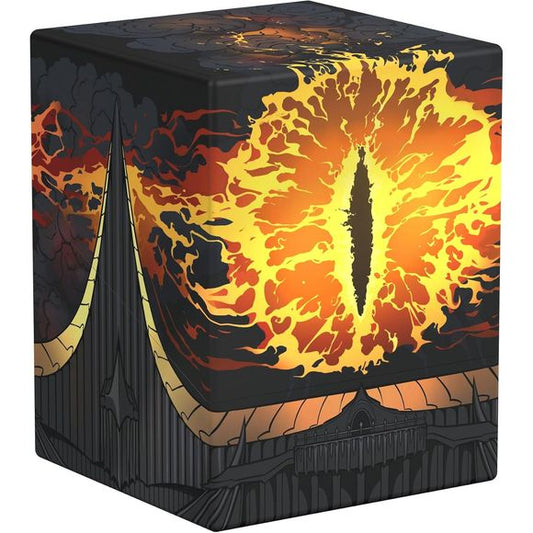 Ultimate Guard's Squaroes represent the new generation of TCG accessories! Made with high-quality materials and 78% sourced from renewable resources, Squaroes offer an excellent level of card protection and, thanks to exclusive designs, limited editions, and deck boxes with various degrees of rarity, they become collectible items themselves. The Lord of the Rings Squaroes can hold up to 100 cards with double protective sleeves* from games like Magic: The Gathering, Pokémon, Lorcana, Flesh and Blood, Yu-Gi-O