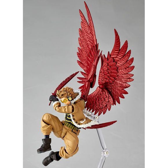 Kaiyodo Revoltech Amazing Yamaguchi My Hero Academia No.029 Hawks Figure | Galactic Toys & Collectibles