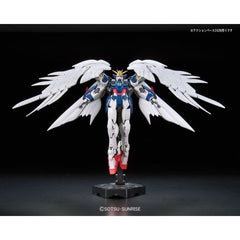 Bandai RG #17 Wing Gundam Zero EW XXXG-00W0 1/144 Scale Model Kit