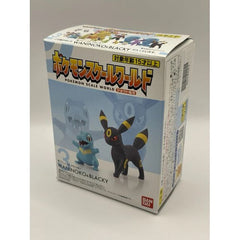 Bandai Shokugan Pokemon Scale World Johto Totodile & Umbreon 1/20 Scale Figure