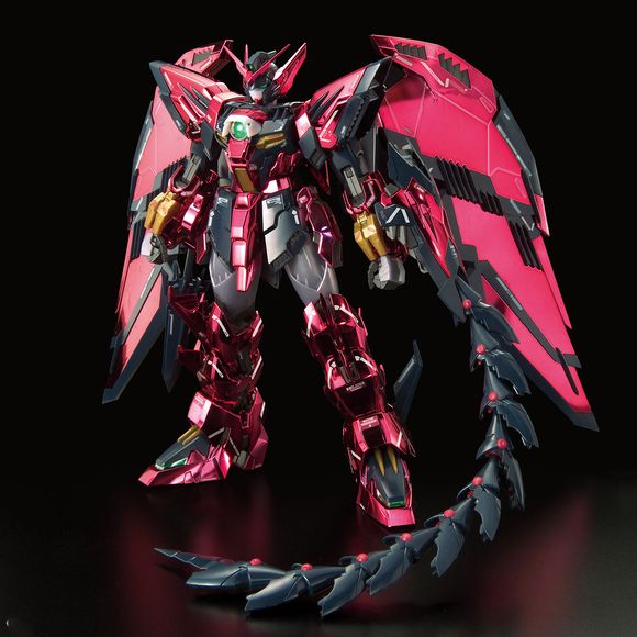 his is a Gundam Base Limited Kit. Gundam Epyon EW is now available with gorgeous plating! Complete transformation can be reproduced from MS form to flight form!