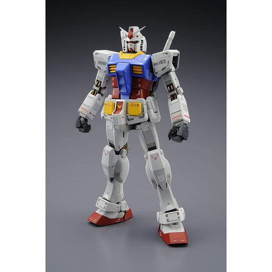 Bandai Hobby Gundam RX-78-2 Ver 3.0 MG 1/100 Model Kit | Galactic Toys & Collectibles
