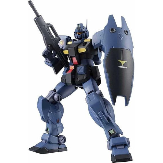 The mainstay of the Titans, who struck terror into the remnants of the Zeon, joins ver. A.N.I.M.E.! The RGM-79Q GM Quel includes a GM rifle and beam saber, of course, but also a trailer so that you can re-create scenes from the anime. [Set Contents] Main Body, Trailer, Beam saber effects, Shield grip, GM rifle, Extra magazines (x2), Shield, Joint set, Four pairs of optional hands, Hand storage deck.
