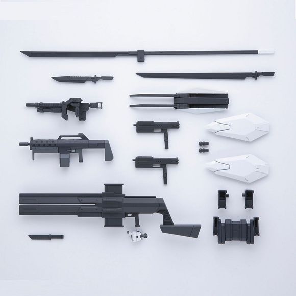 The weapon set that consolidates each of the dedicated armaments from "Kyoukai Senki" is here! You can equip it with any combination you can think of! 

[Included]
60mm cannon (multi-barrel magazine type) / Arm super heat vibration type battle claw / Combat dagger / 120mm double-barreled sniper cannon / Armored grenade launcher x2 / Joint parts for armored grenade launcher x2 / 45mm rapid-fire pistol x2 / Left hand gun handle / Super heat wave type cleaver / Rifle dedicated Brady Hound (equipped with gre